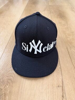 Sinclair Global Yankees Fitted Hat. Size 7 7/8.